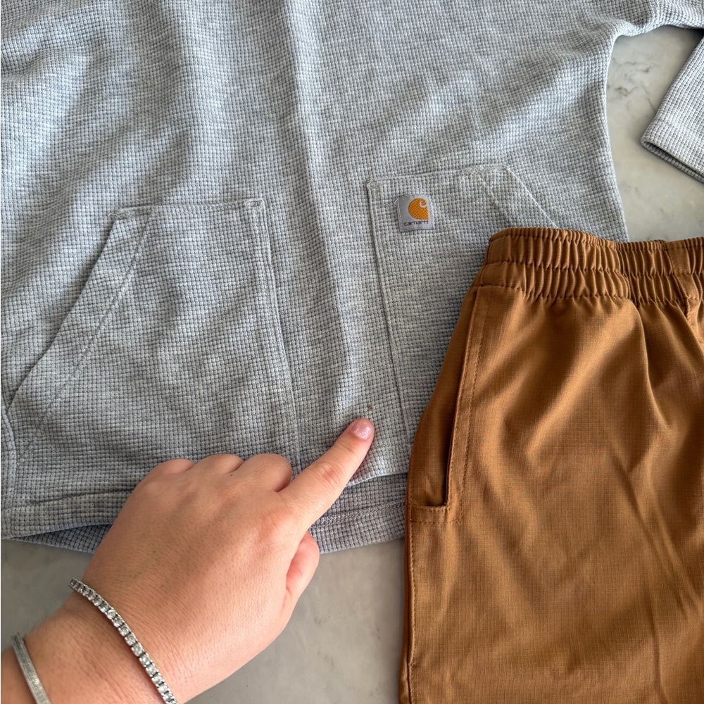 Boys Carhartt Set Shirt Hoodie Shorts Small 6 - Picture 3 of 4